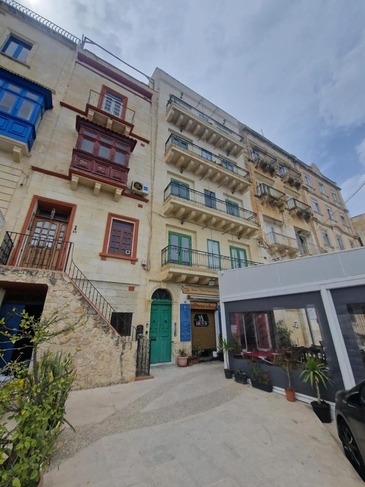 Korzo Suites Senglea Waterfront Esterno foto